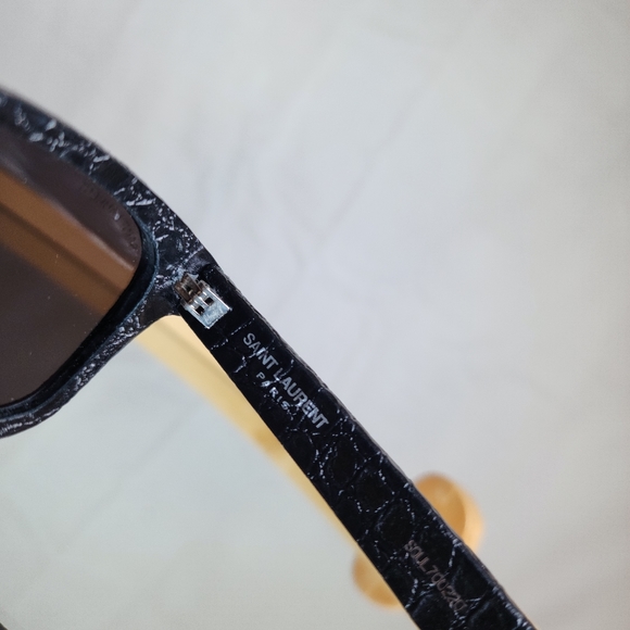 Saint Laurent designer sunglasses 👓 🕶 😎 - Picture 6 of 13